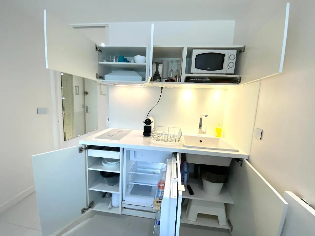 Canal - Gare De L'est Apartment *
