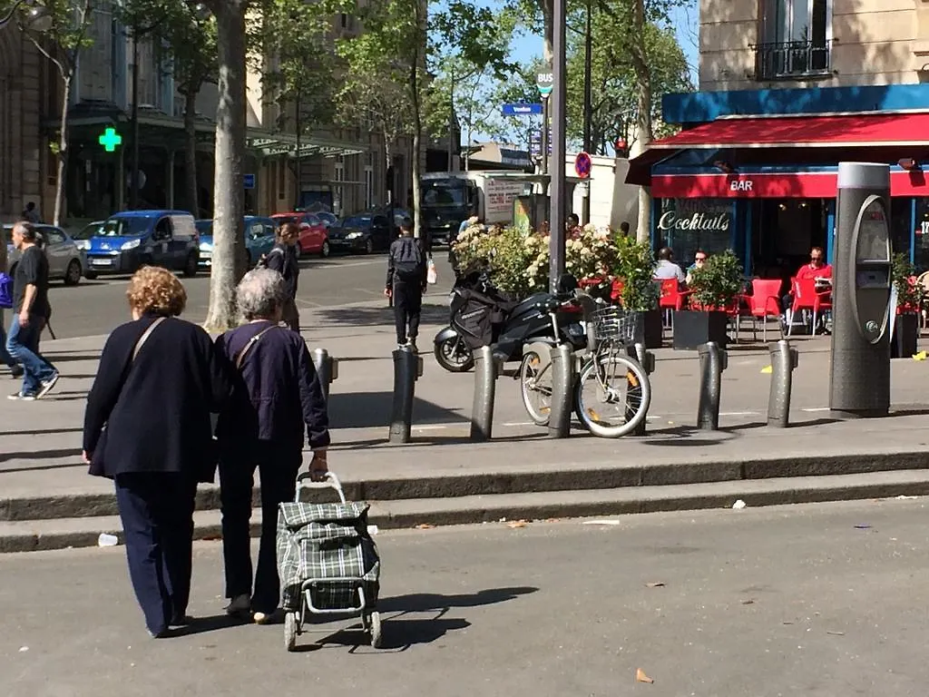 Canal - Gare De L'est Apartamento